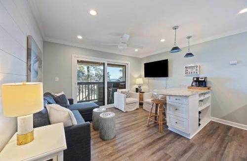 Palmetto Dunes Villa | Unspoiled Beachfront Villa Sunrises from Balcony