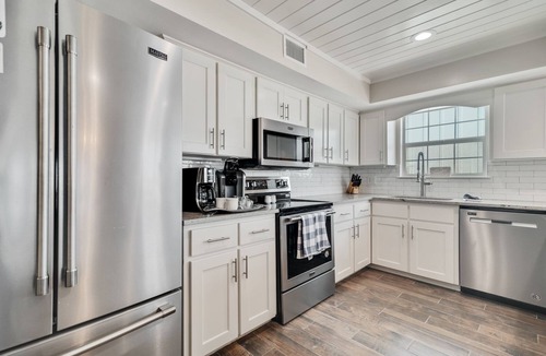Southpointe House | Updated 3 Bdrm Gulf Front home with awesome views just steps from the beach