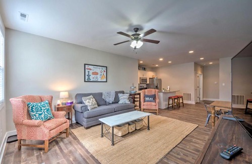Bowling Green Apartment | Updated Apt: 1 Mi to Western Kentucky University!