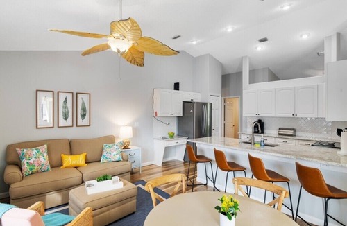 Sebastian Highlands House | Updated Private 3/2 Beach Getaway w/Heated Pool