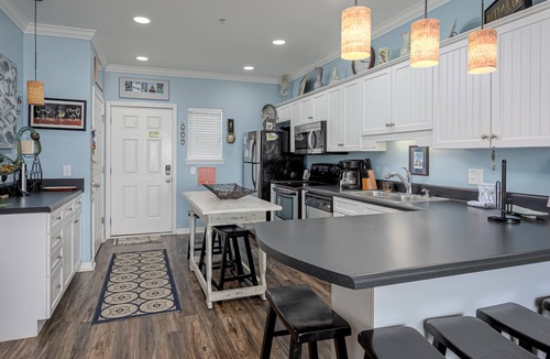 Pensacola Beach Condo | Updated with Beach Condo Decor - Very Upscale, Yet Comfortable - Baywatch H3