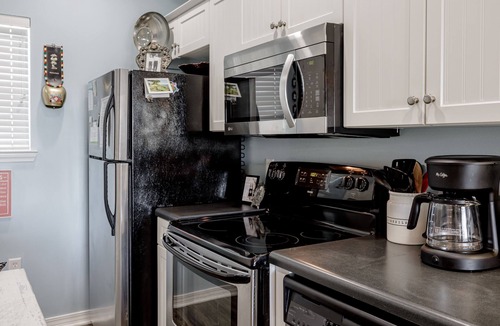 Pensacola Beach Condo | Updated with Beach Condo Decor - Very Upscale, Yet Comfortable - Baywatch H3