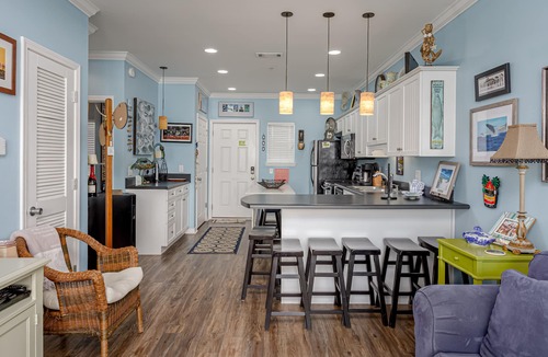 Pensacola Beach Condo | Updated with Beach Condo Decor - Very Upscale, Yet Comfortable - Baywatch H3