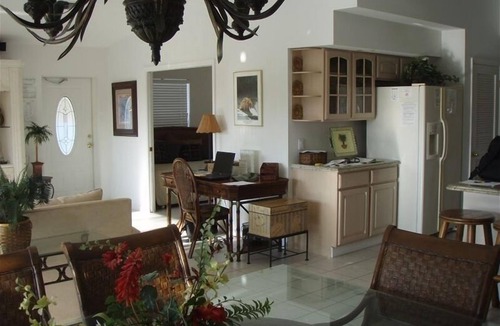 Key Colony Beach House | Upscale Beautiful Duplex W/Pvt.Pool/Cabana Club & Inch Beach !
