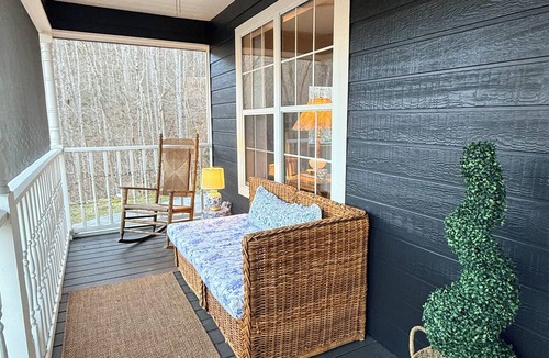 Cullowhee House | Upscale Cottage w/hot tub and pool table in charming Lake Glenville!