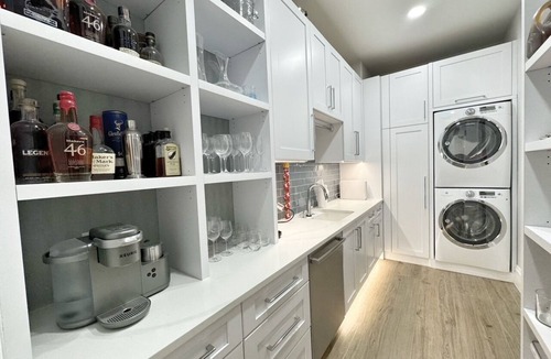 The Majors House | Upscale/Newly Renovated, 4 bed, heated pool, in Majors w/Player's Club access