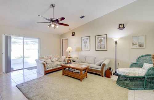 Titusville House | 153 m² House ∙ 2 bedrooms ∙ 4 guests