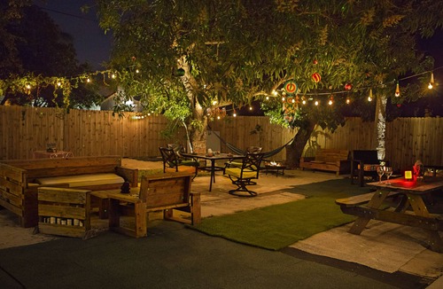 Buena Vista House | Vacation House/Social Backyard/10 Min To The Beach! Great Price!