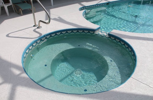 Coquina Key Villa | Vacation house with all comfort - pool, whirlpool, screen - directly by the sea