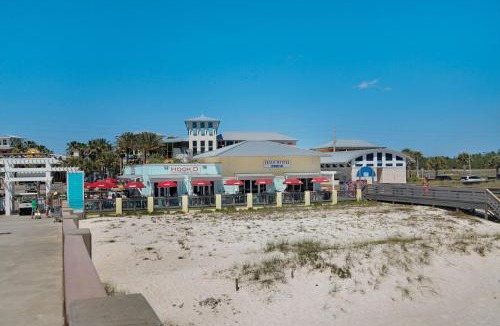 Hollywood Beach House | Vacation in This Gorgeous 2-Story Home! 3 BR 3 BA! Sleeps 8!