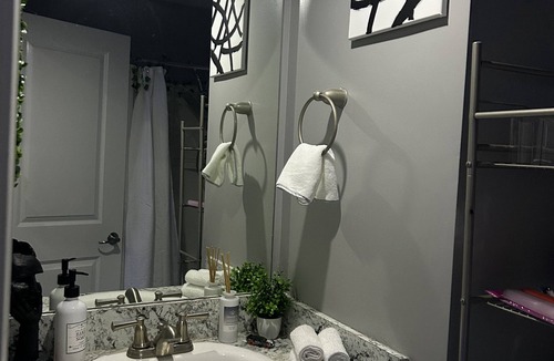 Peachtree Corners Apartment | Vacation palace
