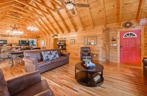 Sevierville Ski Chalet | Valley Dream:3 bdrm 3bath, Specials, Free Tickets, One level(no stairs)