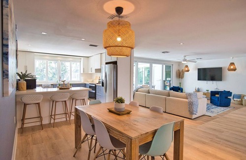 Golden Beach Villa | Venice Golden Sunset Villa