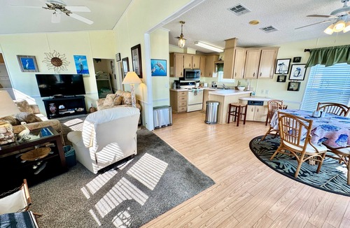 Nettles Island House | Very Comfortable 2 bedroom 1 bath beach house. Fully equipped kitchen