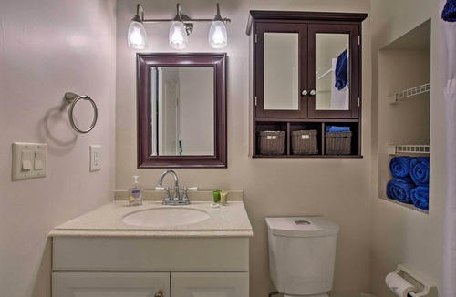 Naples Apartment | Vibrant Naples Studio w/ Pool Access & Porch!