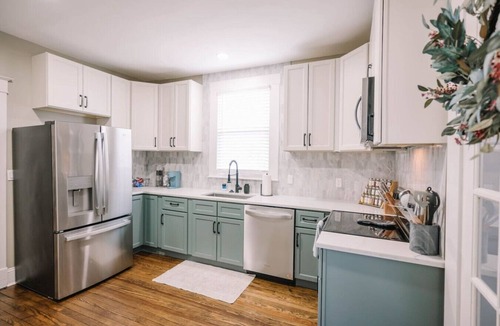 Danville House | Victorian Modern 3bd/2bath - Meredith’s Place
