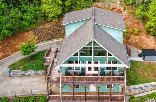 Maggie Valley Cabin | View-Tastic in The Valley/Hot Tub/Views