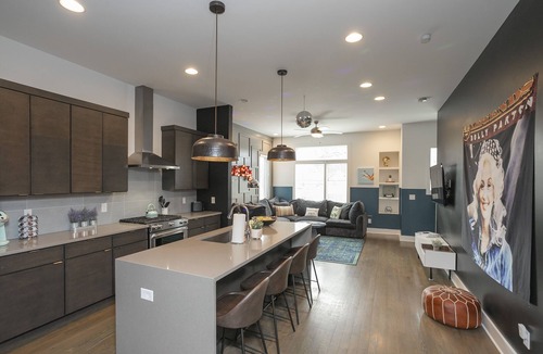 Hadley - Washington House | 🏙️ Views 🌆 from Spectacular Rooftop | 🔥Fire Pit | Bach Groups!💃🏼🕺🏼