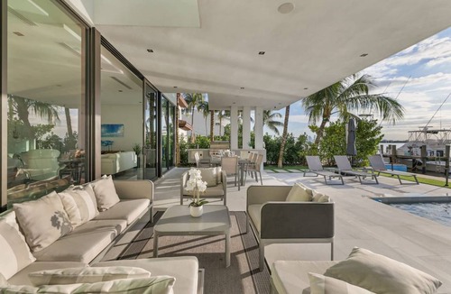 North Bay Village Villa | Villa ∙ 5 bedrooms ∙ 9 guests