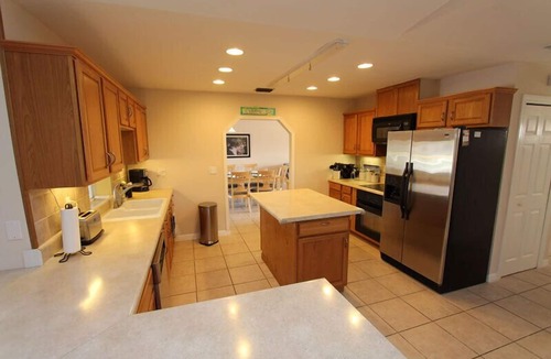 Pelican Villa | Villa Bonita - Sleeps 8. Pool w. view over the canal. Gulf access.