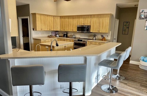Trafalgar House | Villa Harley Summer Comfortable holiday residence