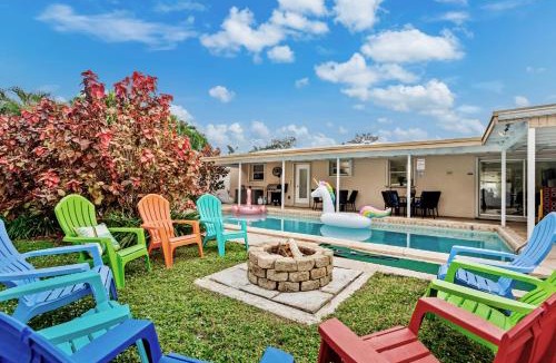 Pembroke Pines House | Villa W Poolside Suite & Outdoor Movie