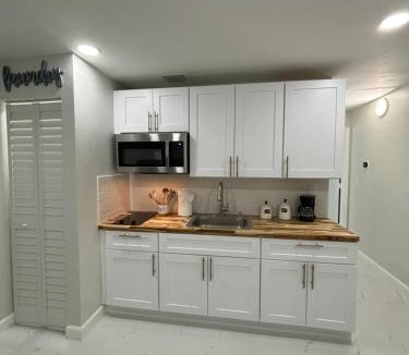 San Carlos Park Apartment | VillaBellaBlue