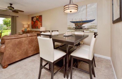 Isla del Sol Apartment | Vista Verde East 6-147, 2 Bedroom, Sleeps 6, Pool View, Heated Pool, Spa