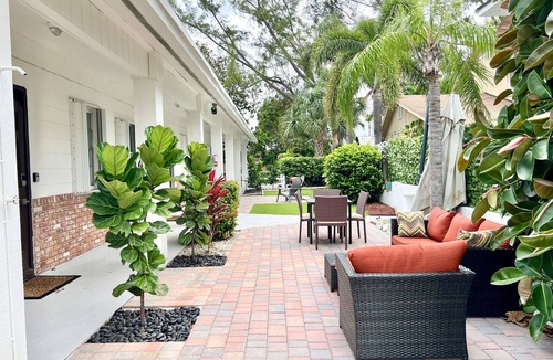 Cypress Point Apartment | Walk to beach in 3 minutes and enjoy beautiful Pompano Pier and Beach area.