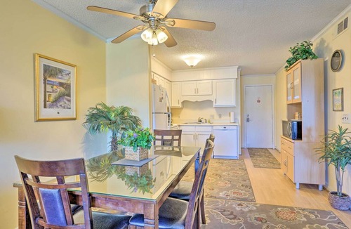 Isle of Palms Condo | Walk to Beach! Isle of Palms Condo w/Pool Access