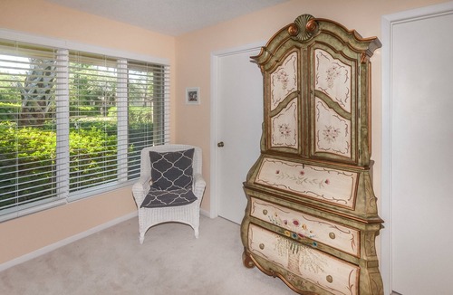 Sawgrass Condo | Walk to Beach & Intimate Golf Views - in One Charming Sawgrass Condo
