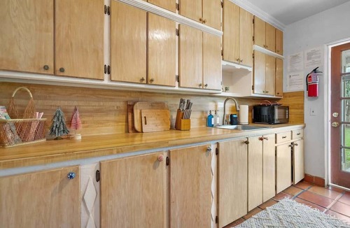 St. Augustine House | Walk to Downtown St. Augustine, Boho Chic Bungalow