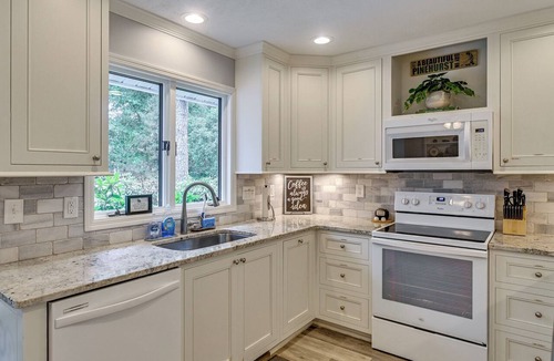 Pinehurst House | Walk to Golf! Relax with Hot Tub and Game Room!