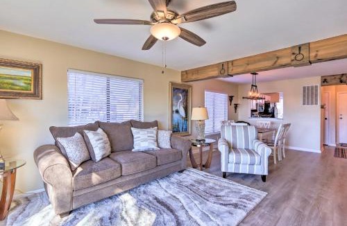 Oceanmarsh Subdivision Apartment | Walk to Harbor Island Beach Cozy St Helena Villa!