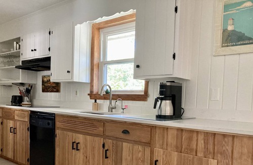 National Hills House | Walk to Masters - Masters Golf Tourn Rental 3/2 with hot tub.