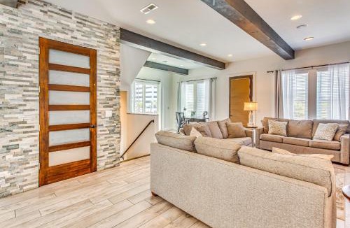 Myrtle Beach House | Walk to Ocean: Myrtle Beach House w/Hot Tub!