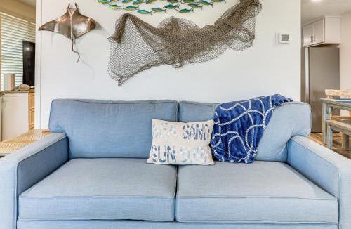 Fernandina Beach Apartment | Walk to Ocean Unit with Deck in Fernandina Beach!