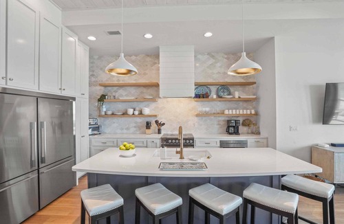 St. George Island House | Wander St. George Island sleeps 20, w/Pools/Workstations & Hot tub, 7 Bedrooms
