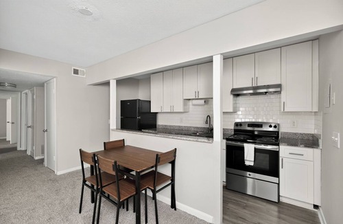 Cumberland Apartment | Warm and welcoming 2-bed Winchester getaway