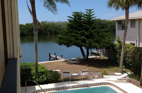Siesta Key Condo | Water Front on Turtle Lagoon. Minutes from Turtle Beach & Siesta Key Beach