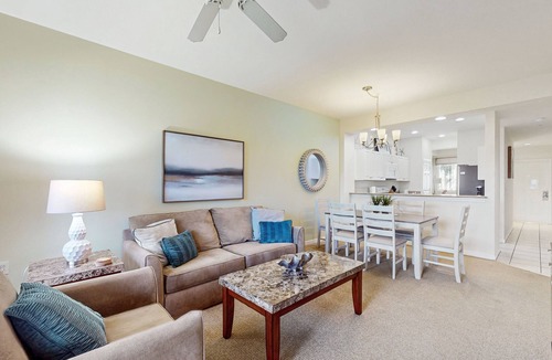 Naples Condo | Water view condo w/access to community amenities, wifi, & outdoor private patio