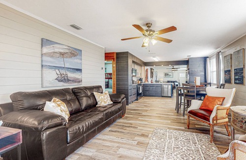 Satsuma House | Waterfront charmer with two docks, boat ramp, office, & gourmet kitchen