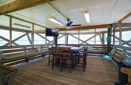 Crawfordville House | Waterfront Escape: Dock + Boat Ramp Access