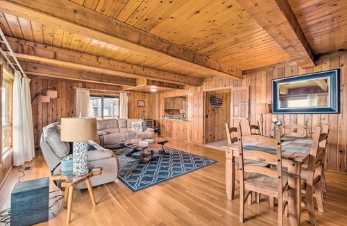 Homosassa House | Waterfront Homosassa Family Getaway with Dock!