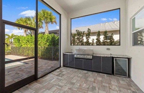 Naples House | Waterfront House in Naples Reserve
