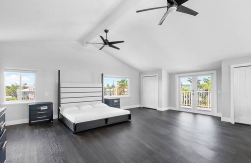 Monroe County House | Waterfront Resort House + Private boat dock!