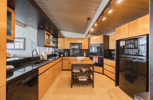 Vina Del Mar Island House | Waterfront Retreat | Pass-A-Grille & Private Pool