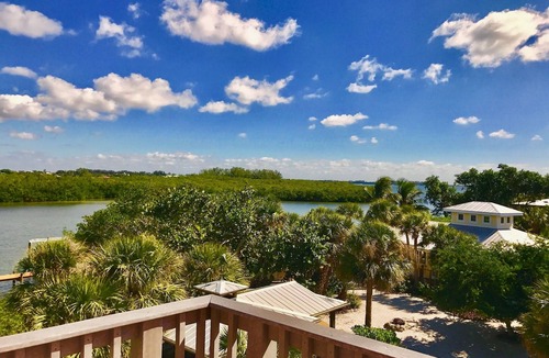 Placida House | Waterfront Sleeps 8 on the bay Beach-to-Bay private land; Dock-Wildlife-Secluded
