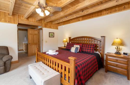 Jefferson House | Waters Edge Retreat
