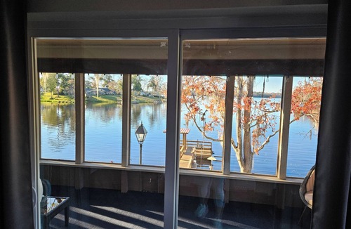 Telogia House | WatersEdge - Spacious 4-Bedroom 2-Bath Home on Lake Talquin Near Tallahassee